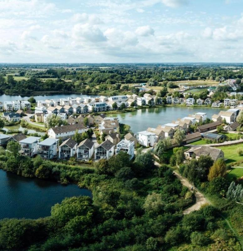 Reed Warbler - HM111 - Lower Mill Estate Penthouse Apartment with Spa Access