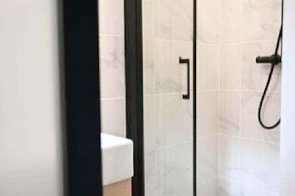 Chez Zize T2 unique- Roucas-Blanc