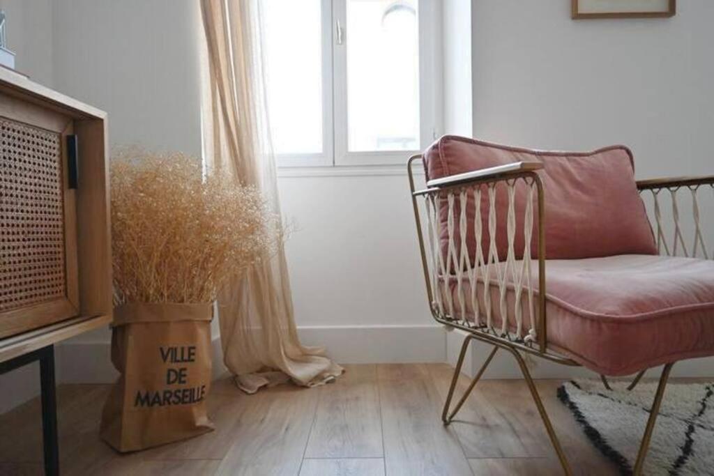 Chez Zize T2 unique- Roucas-Blanc