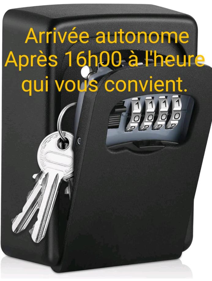 Maison entière avec parking, garage et jardin