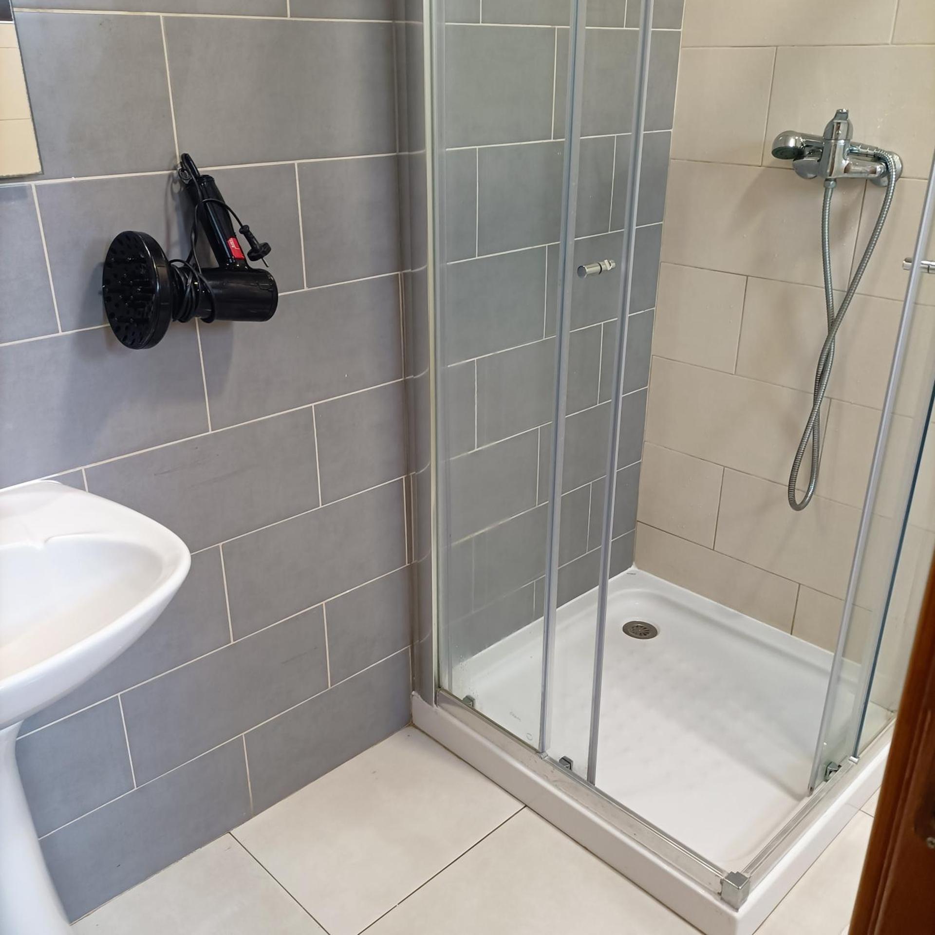 Good Vibes - Lagos Guesthouse