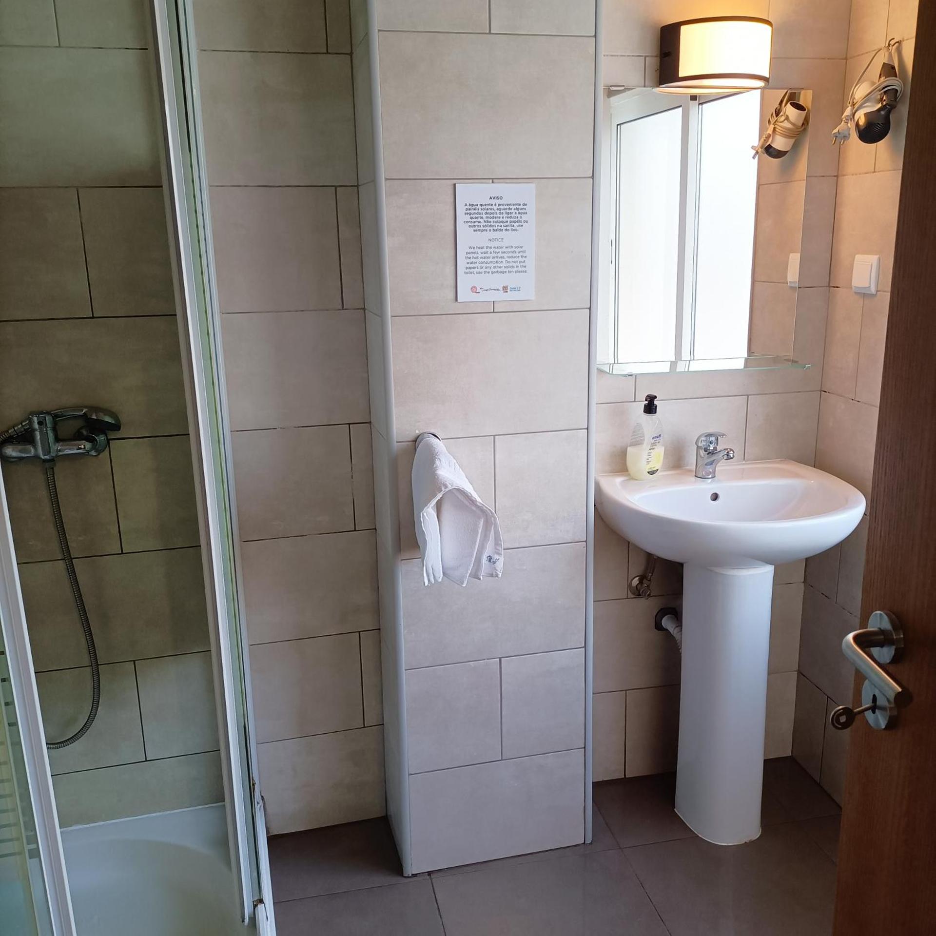 Good Vibes - Lagos Guesthouse