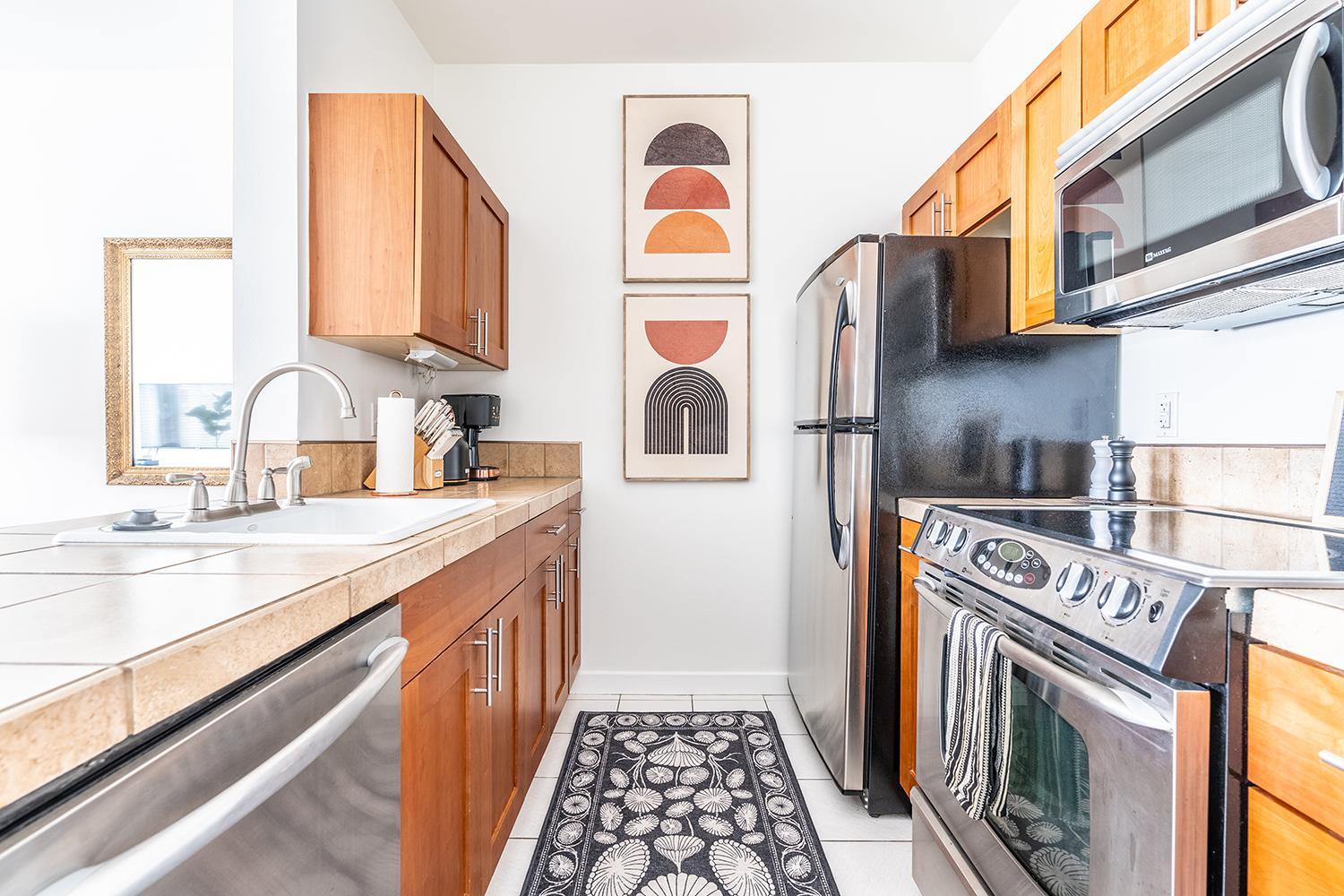 Kitchen or kitchenette