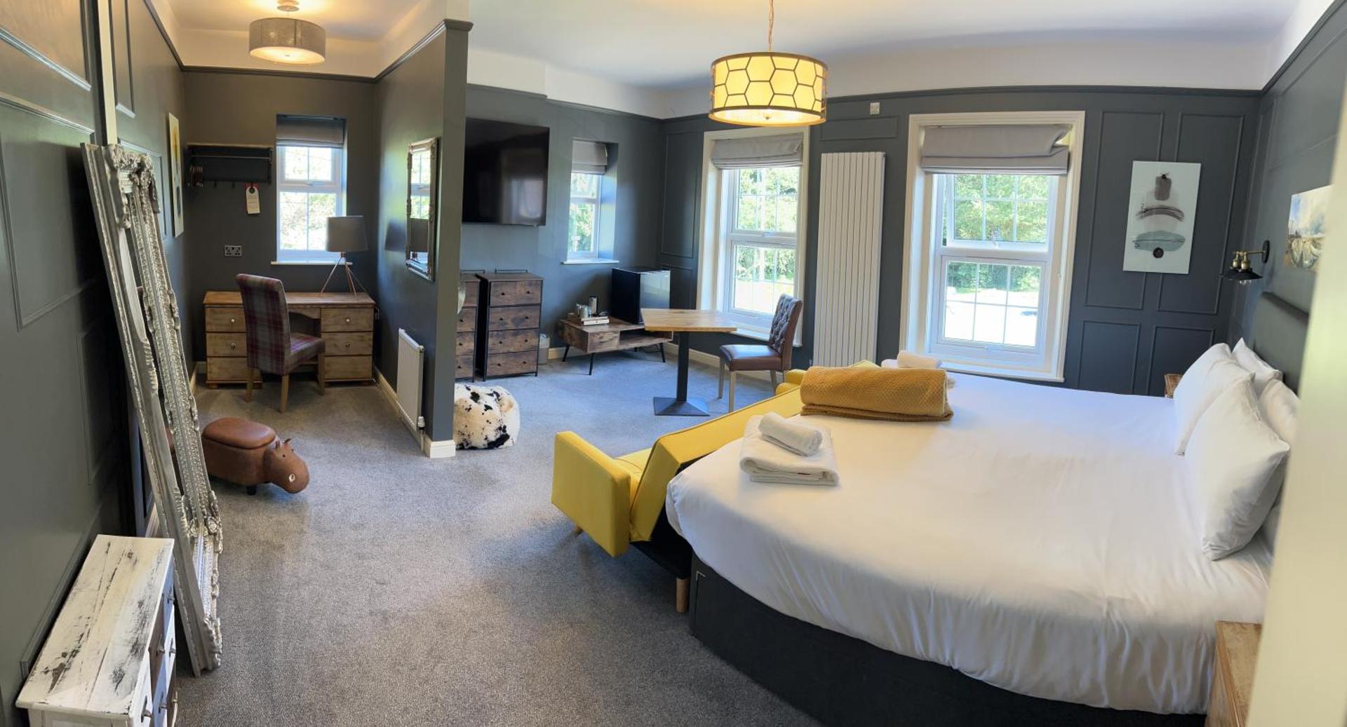 Photo of the whole room