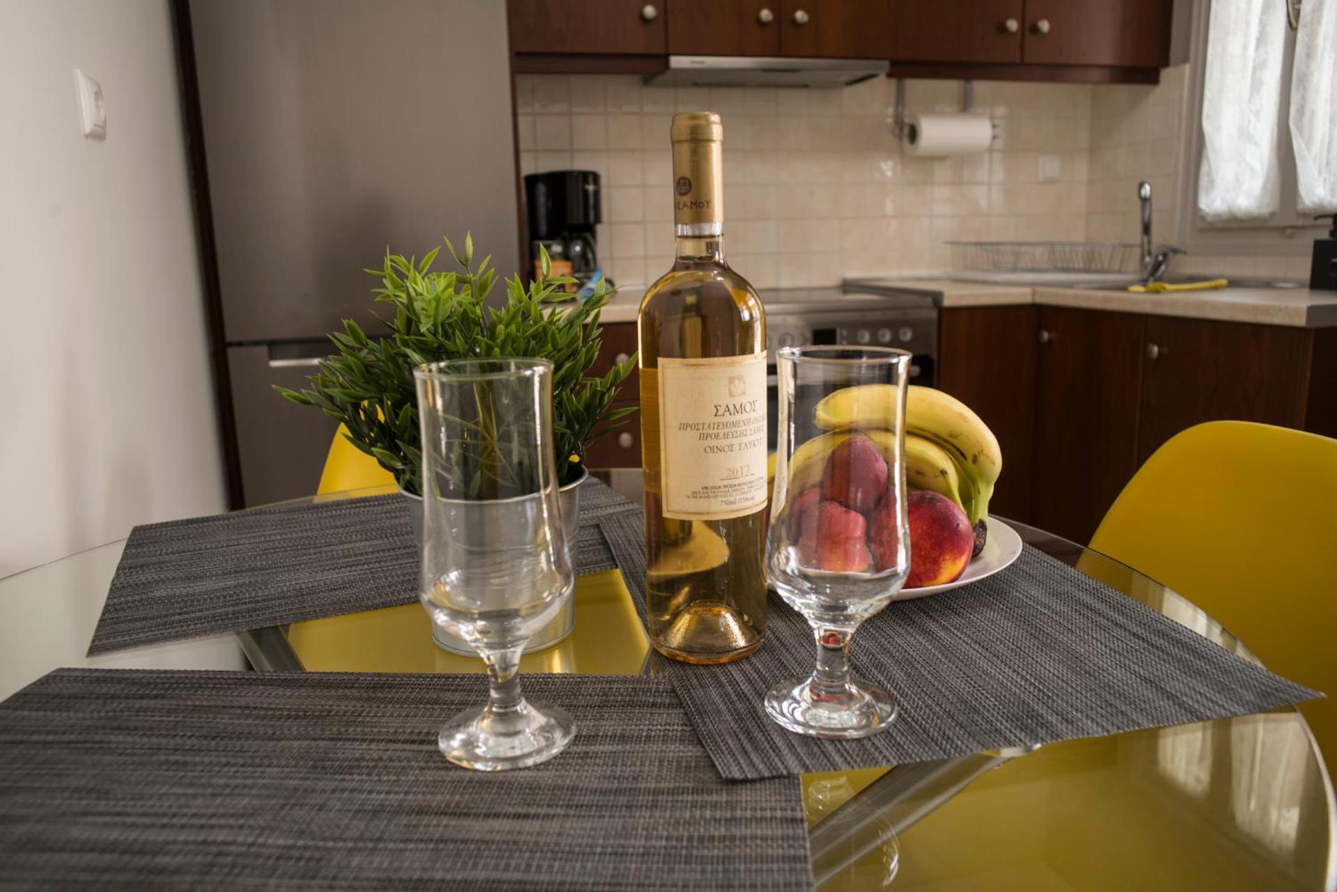 Historical center small diamond