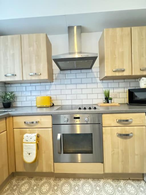 Cosy home in Barnsley centre