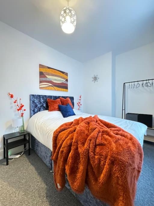 Cosy home in Barnsley centre