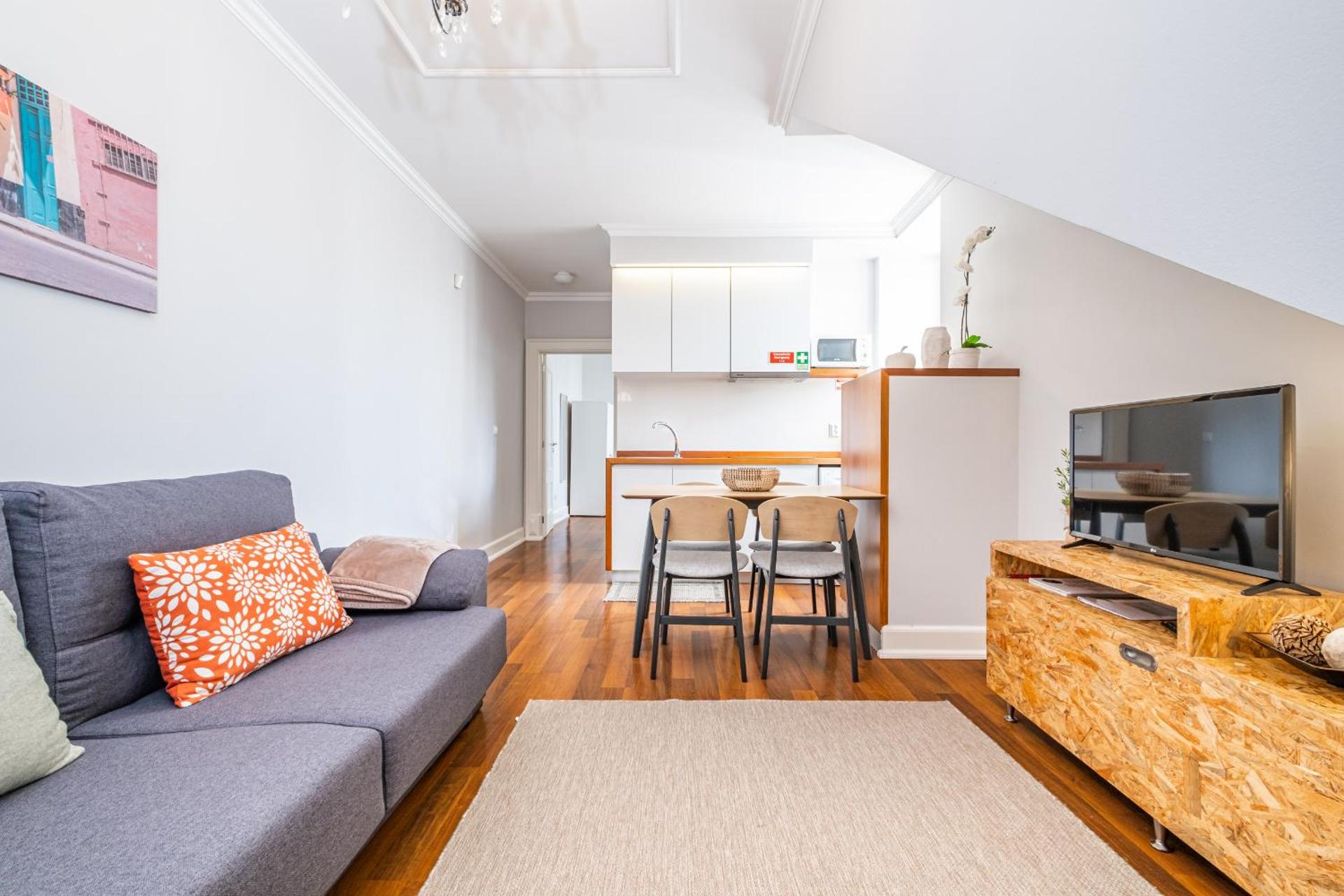 Communal lounge/ TV room