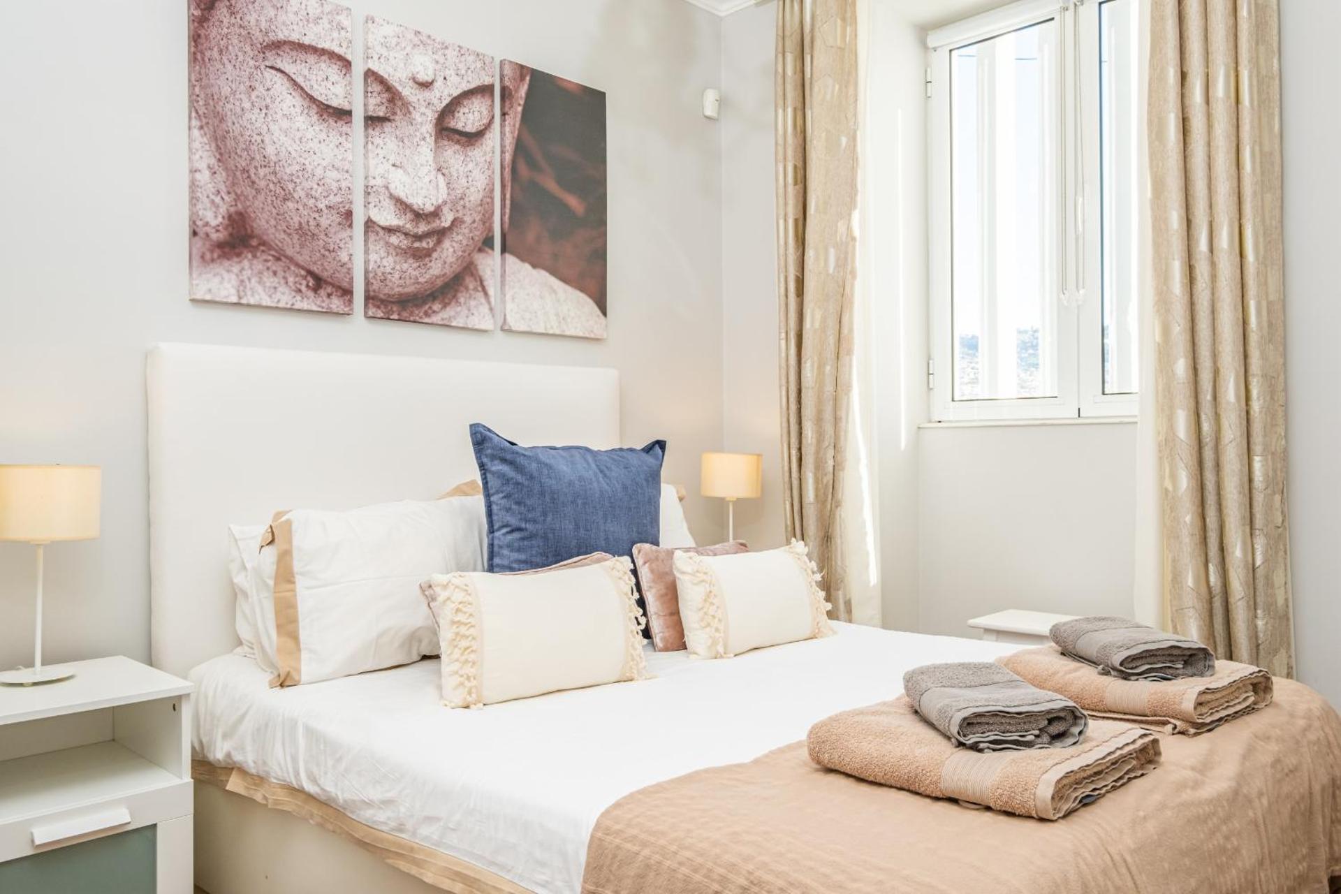 Hillside - By WeHost