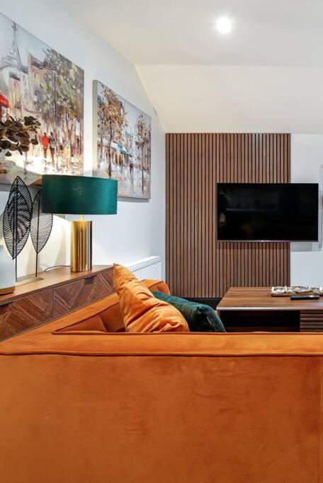 The Eden Loft: A Stylish Retreat