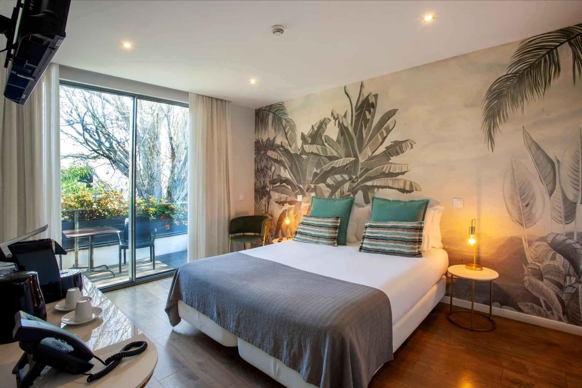 Superior Double Room with Balcony