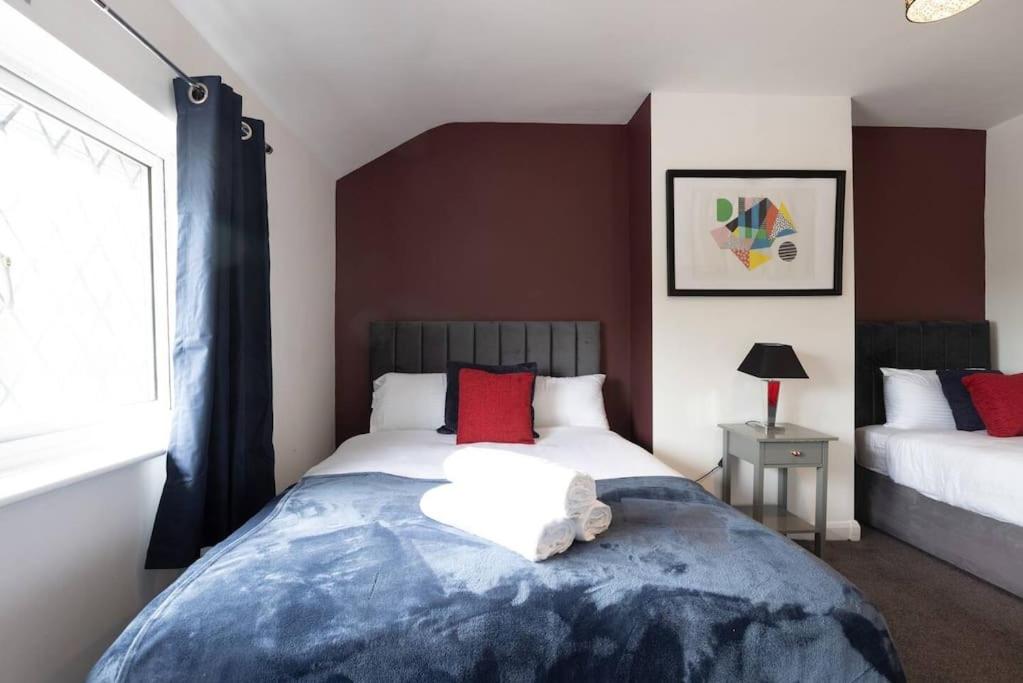 Origin - Close 2 city-centre, Shops, Netflix