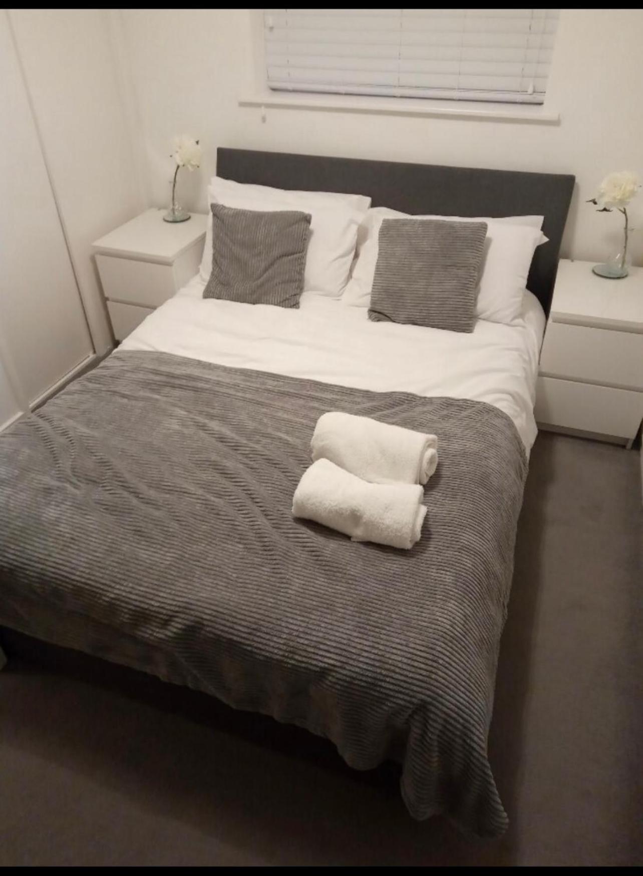 1-Bedroom Apartment in Balham with Free Parking - near Tube Station