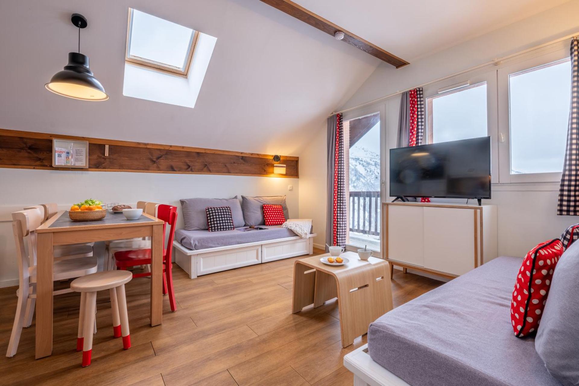 Communal lounge/ TV room