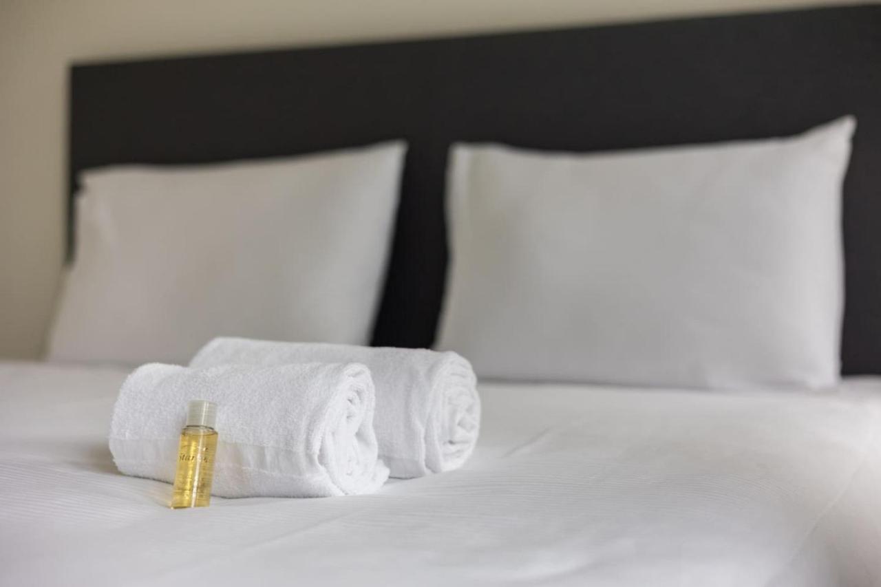 Urban Oasis with Queen Bed and View BE-24