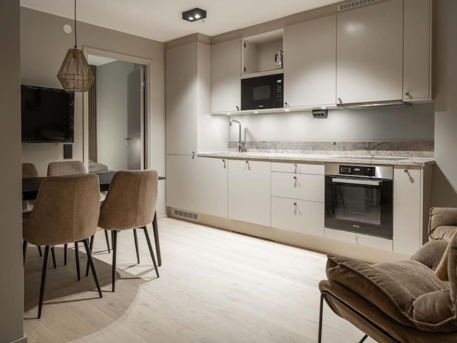 Mountain Retreat for 4 in Are Ski-In Ski-Out Apt- No Windows