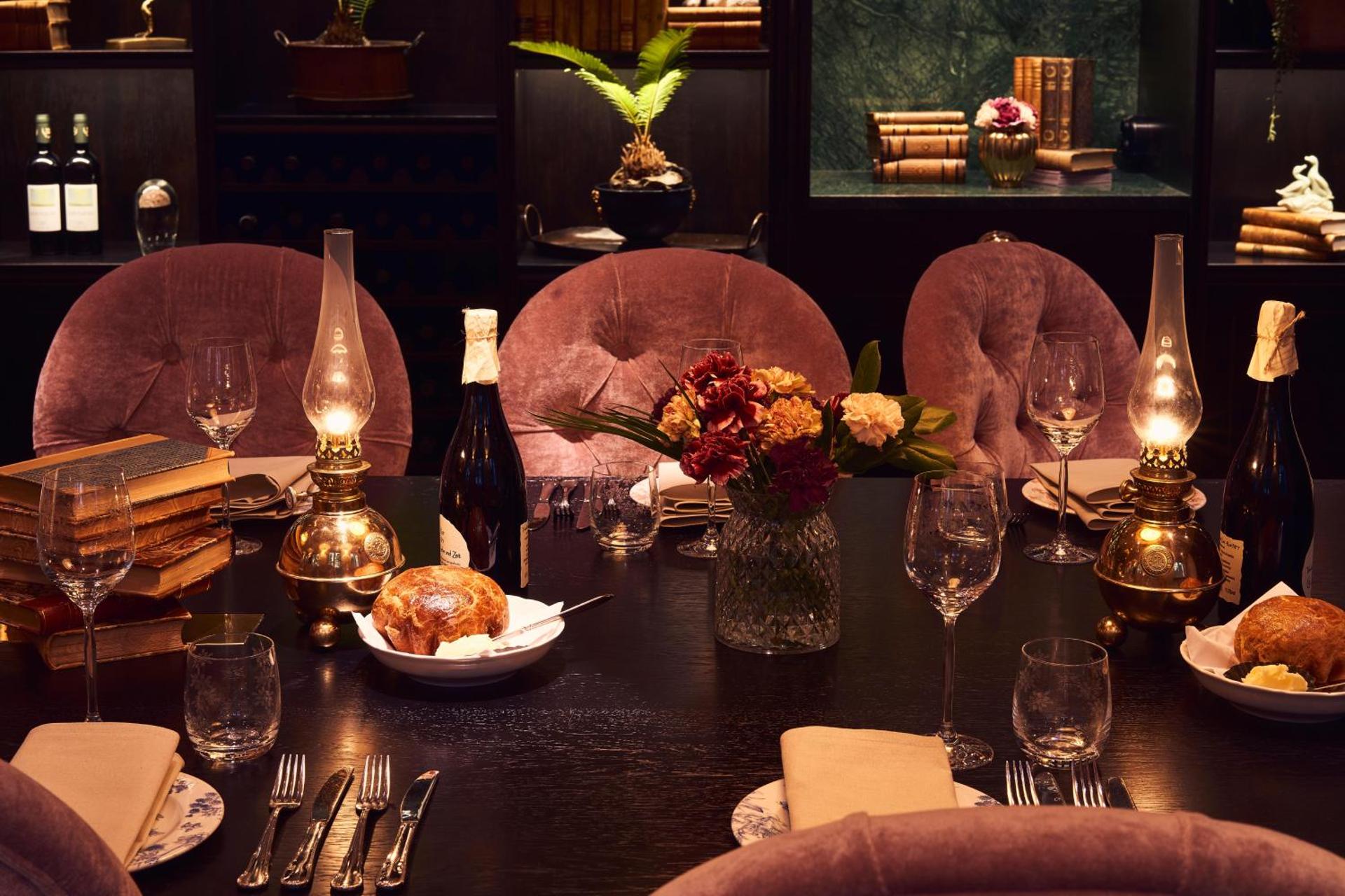 Meeting/conference room