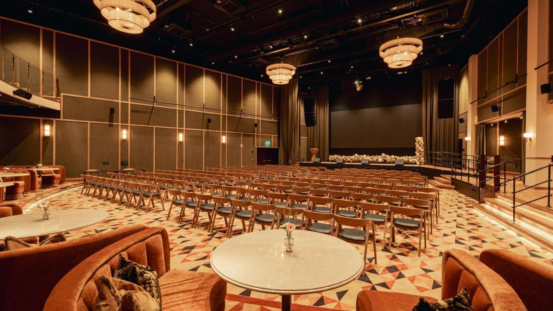 Meeting/conference room