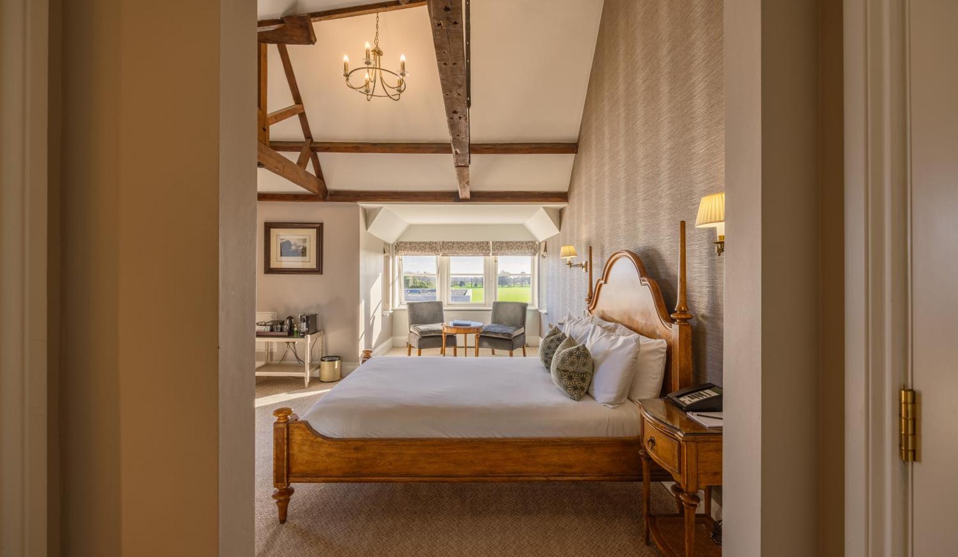 Wivenhoe House Hotel