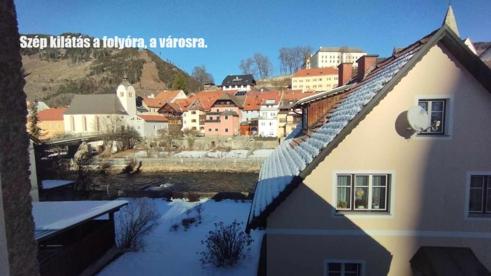 Steinadler apartman kertes ház csendes helyen saját parkolóval kutyabarát