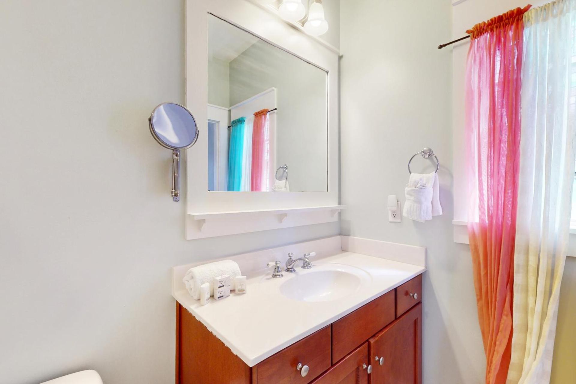 Barefoot Cottages #B48