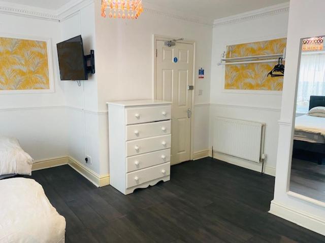 Circle Guest House Bed Only