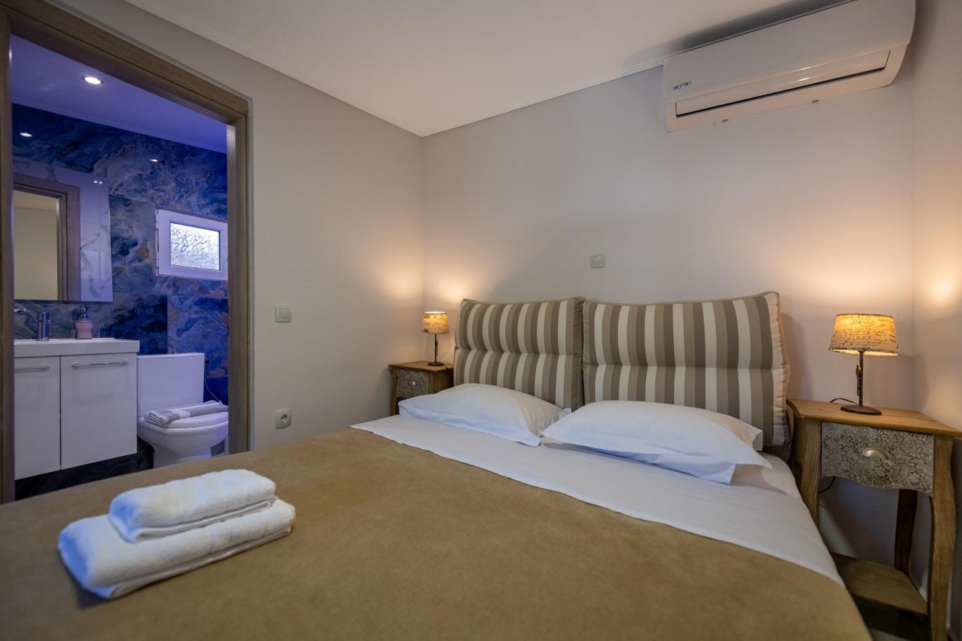 Tinas Village Free Transport from/to the airport