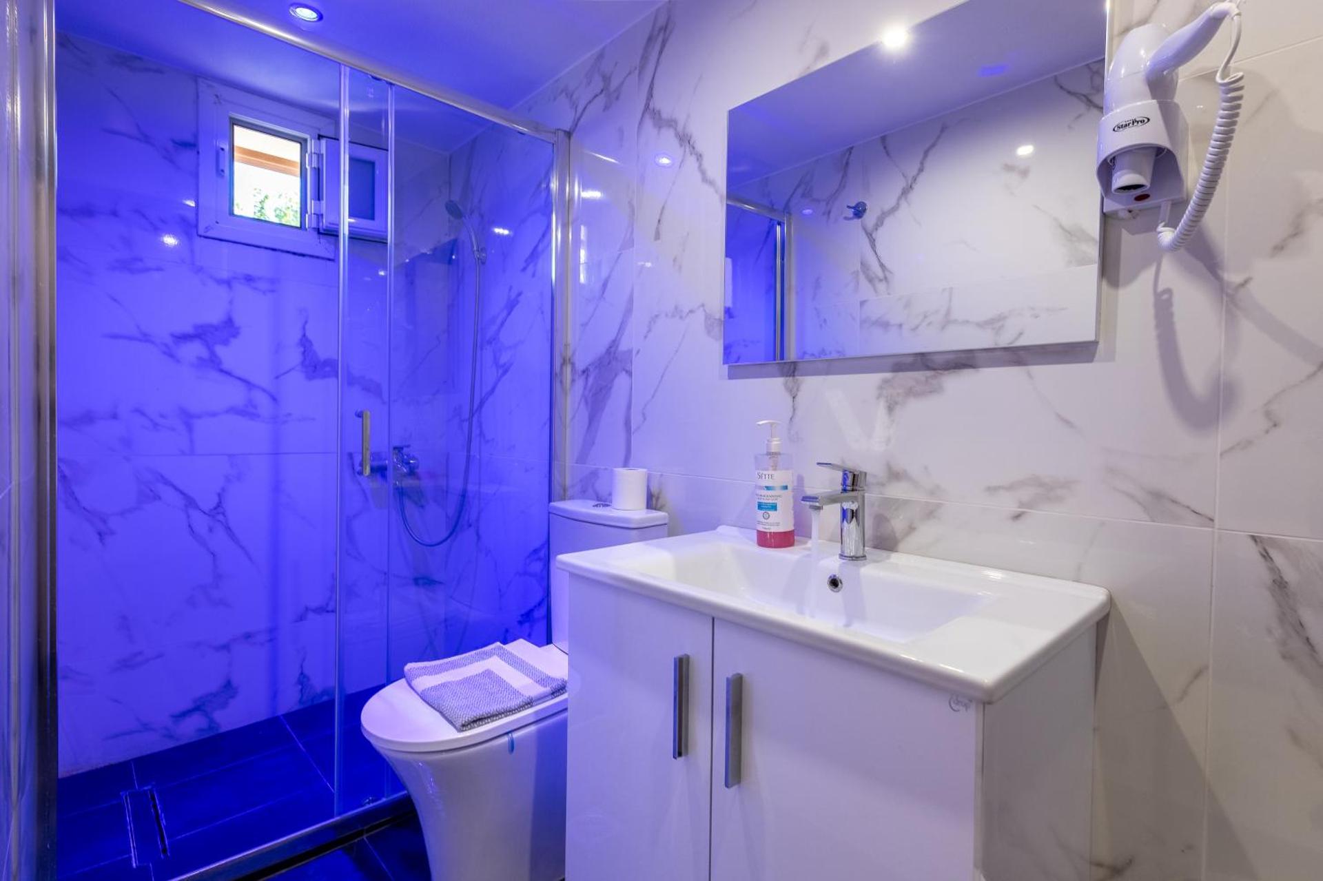 Tinas Village Free Transport from/to the airport