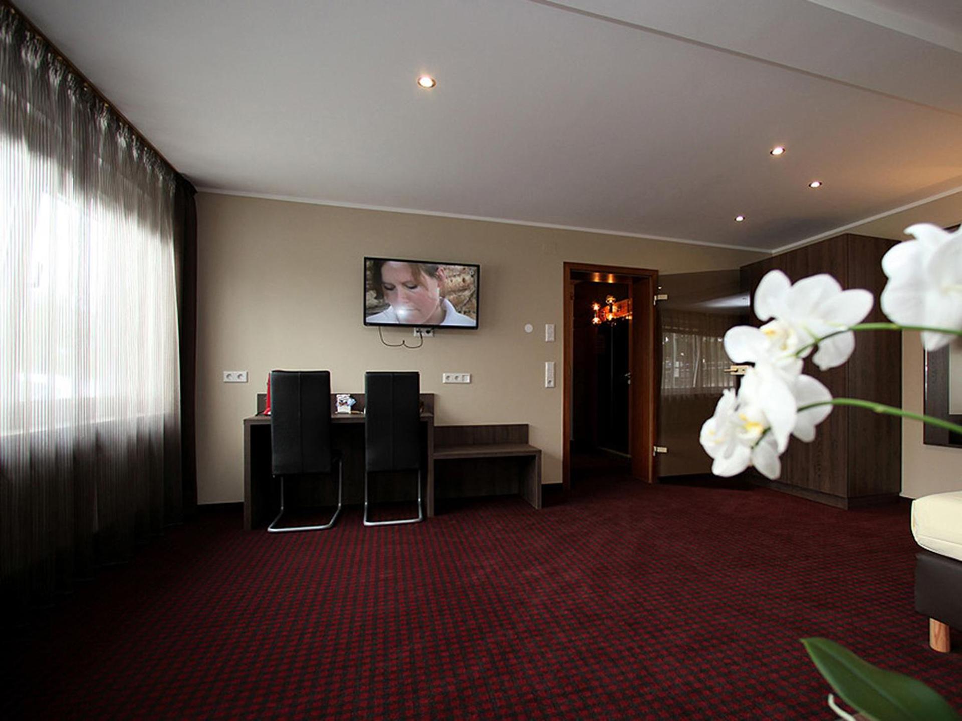 Photo of the whole room