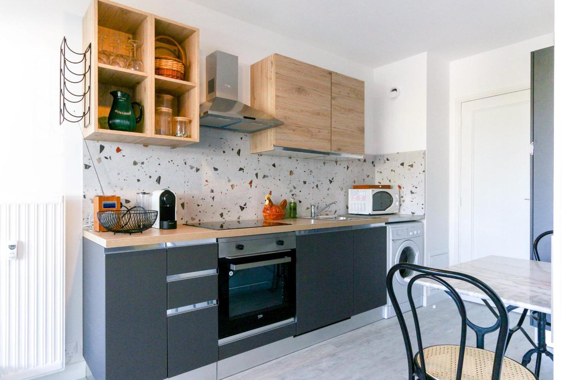 Kitchen or kitchenette