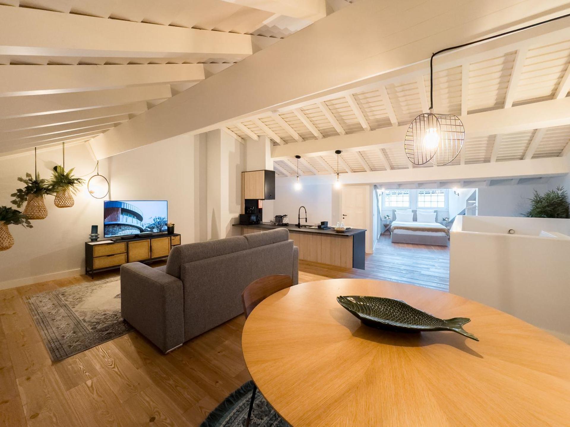 Communal lounge/ TV room