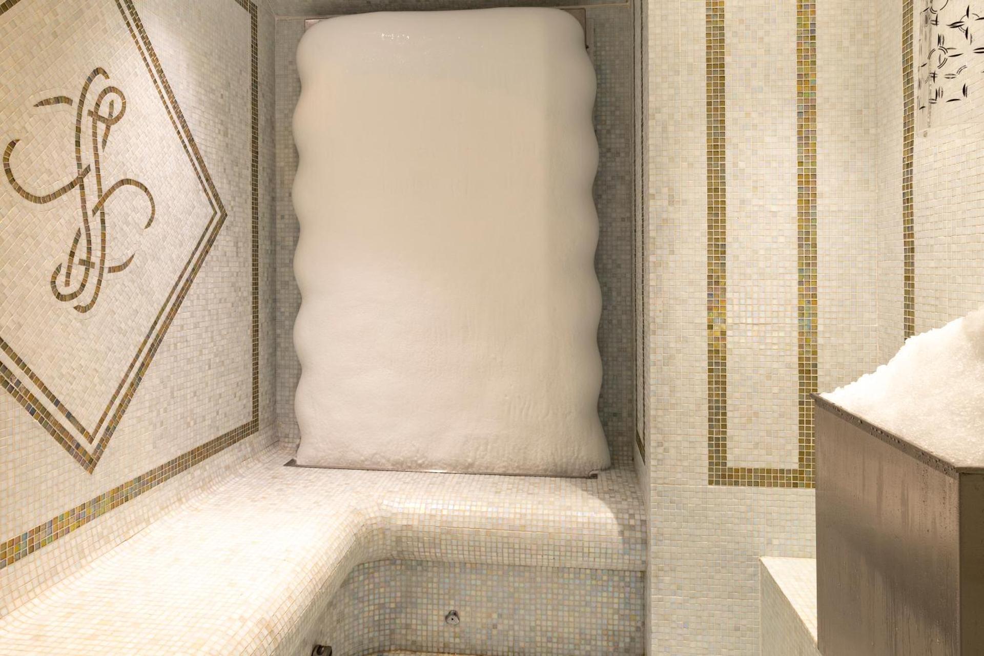 Spa and wellness centre/facilities