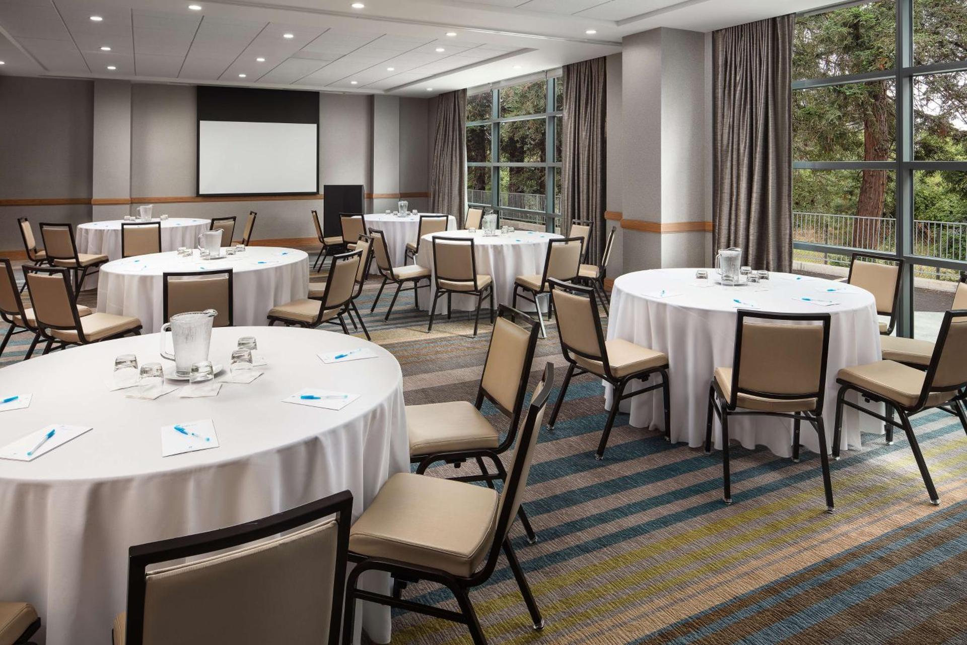 Meeting/conference room