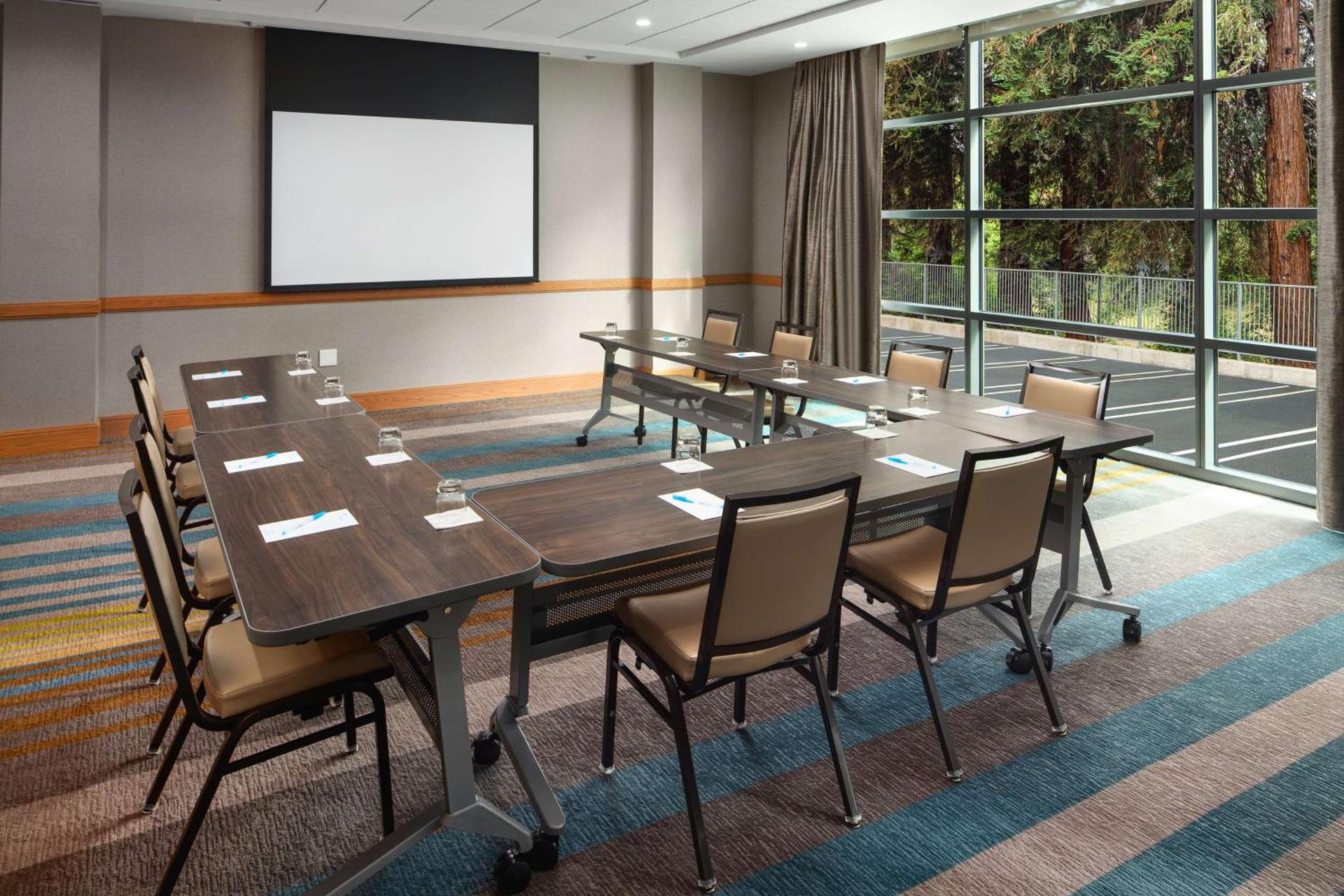 Meeting/conference room