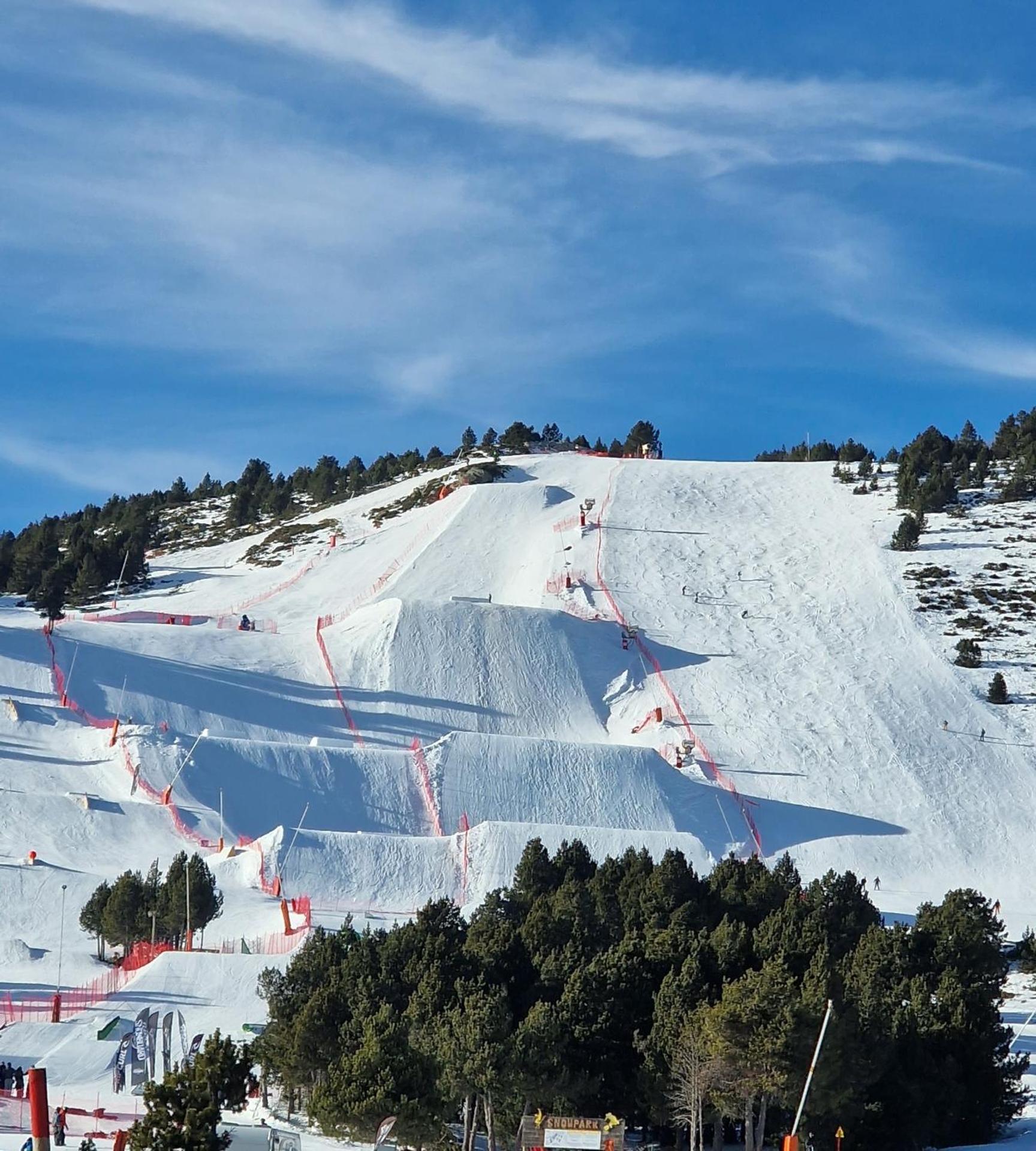 apt cosy, 4 pers, plein centre ville, parking offert