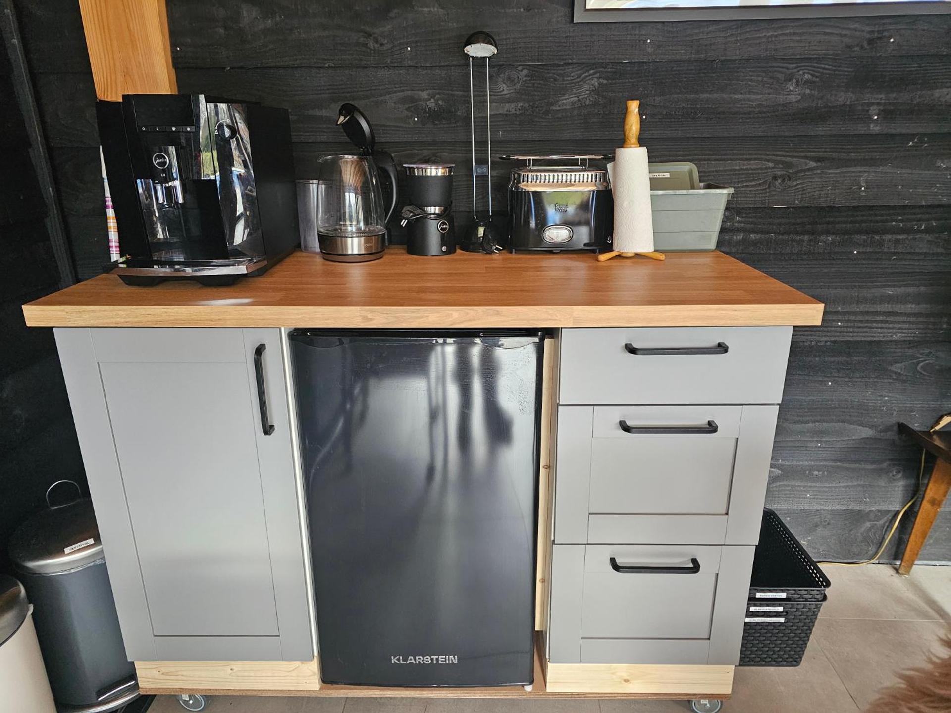 Coffee/tea facilities