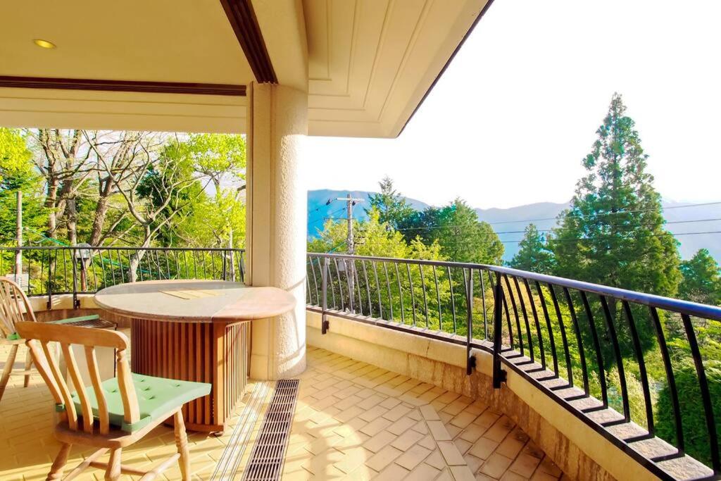 Open-air bath & Private hot-spring Villa in Hakone