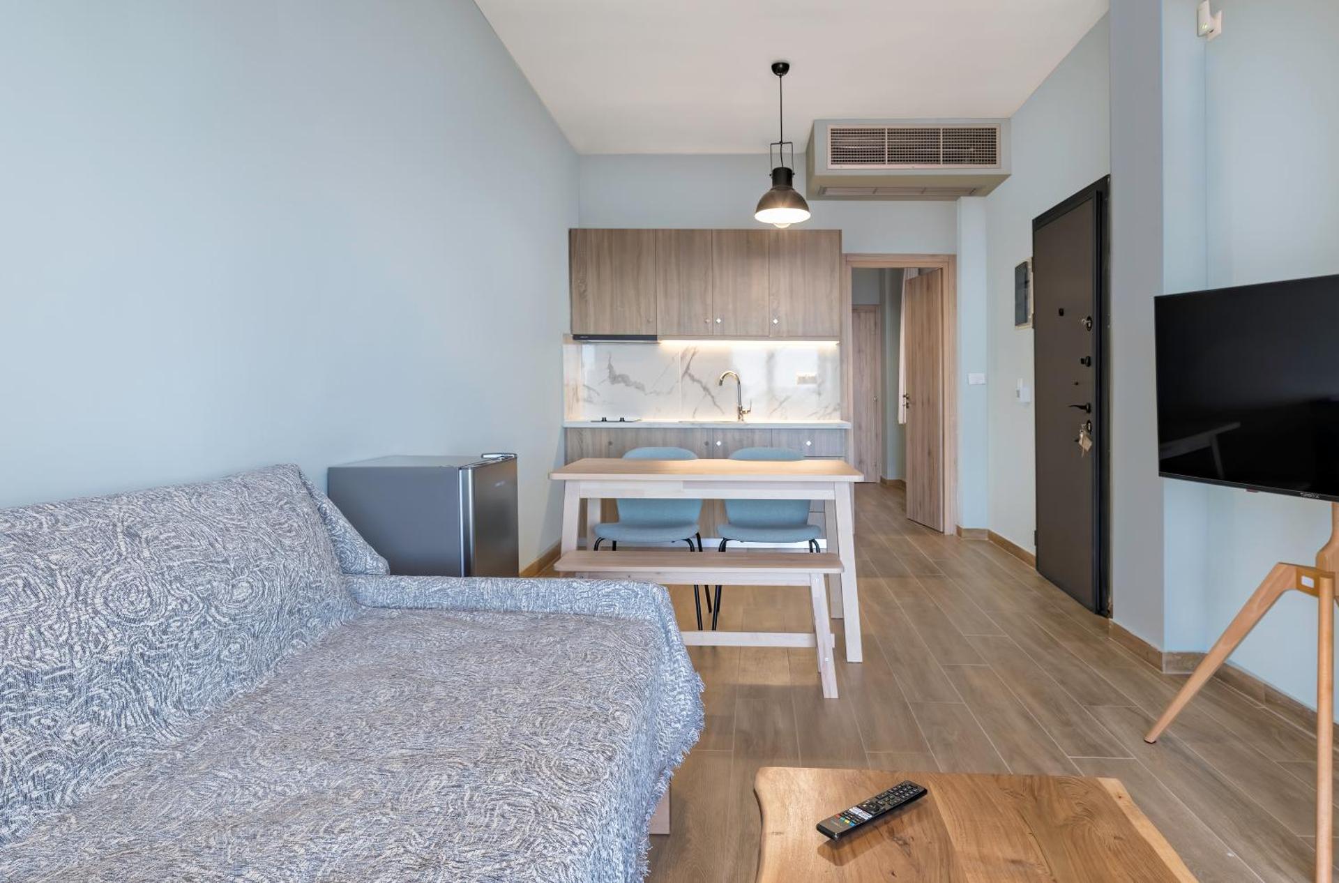 Arachova's Experience M2