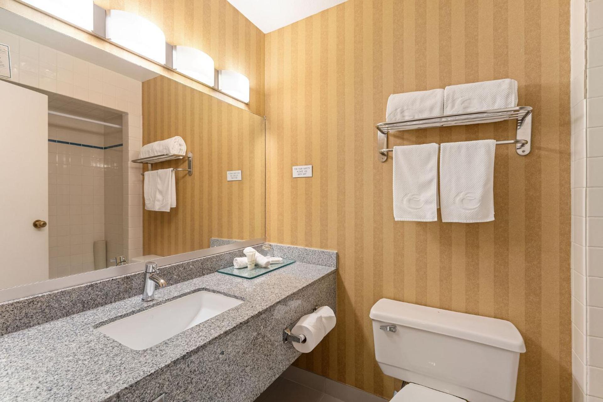 Executive Hotel Vancouver Airport