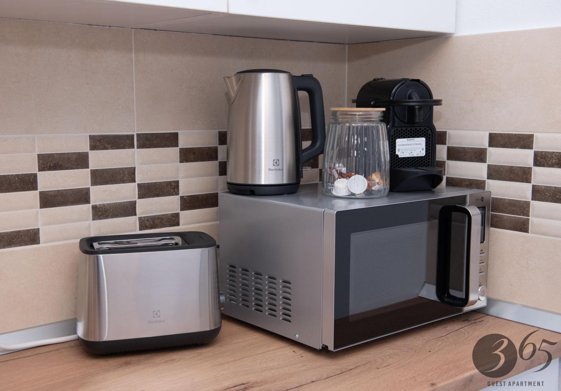 Coffee/tea facilities