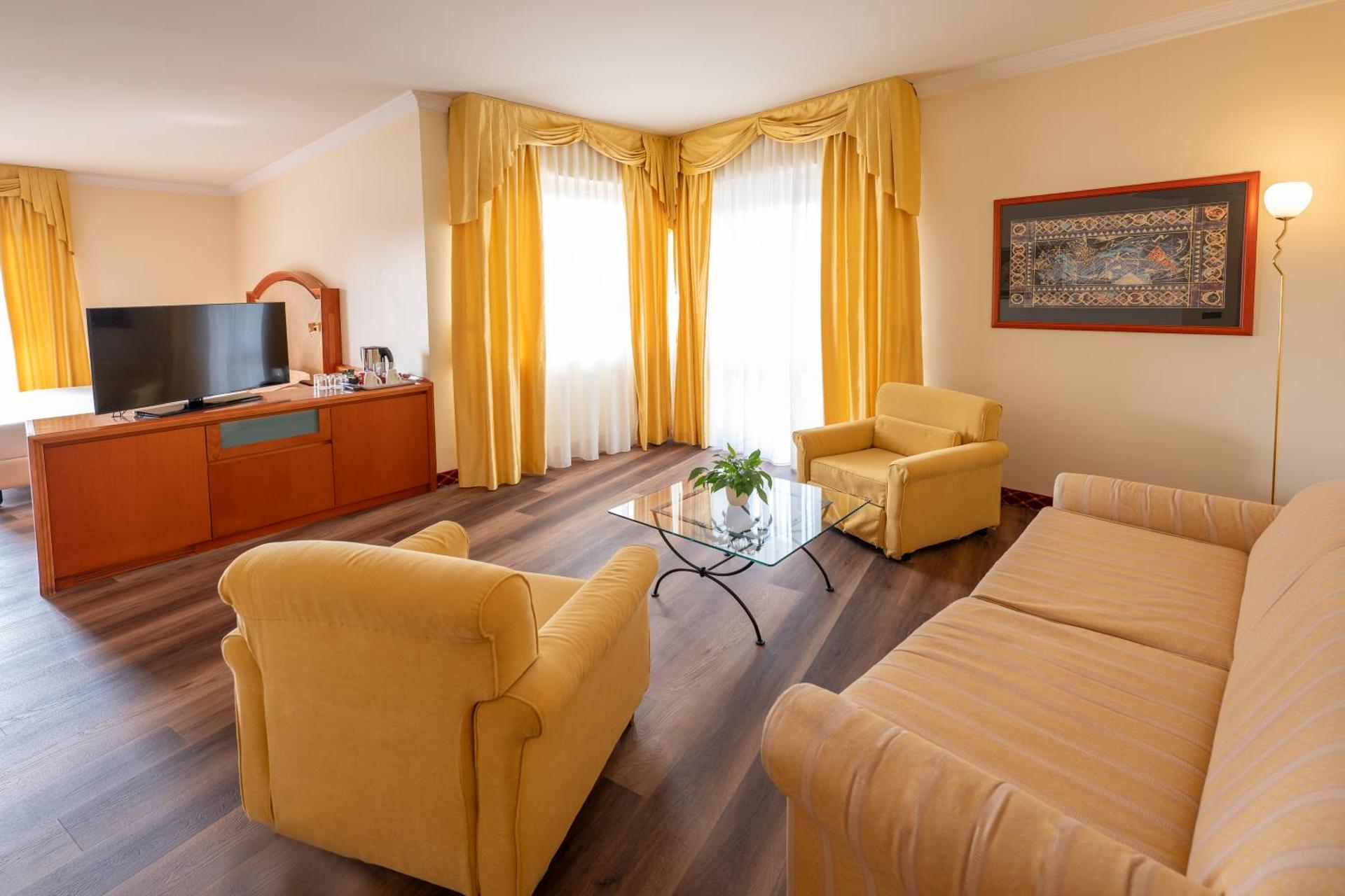 Junior Suite (2 Adults) with Terrace and Pool Access