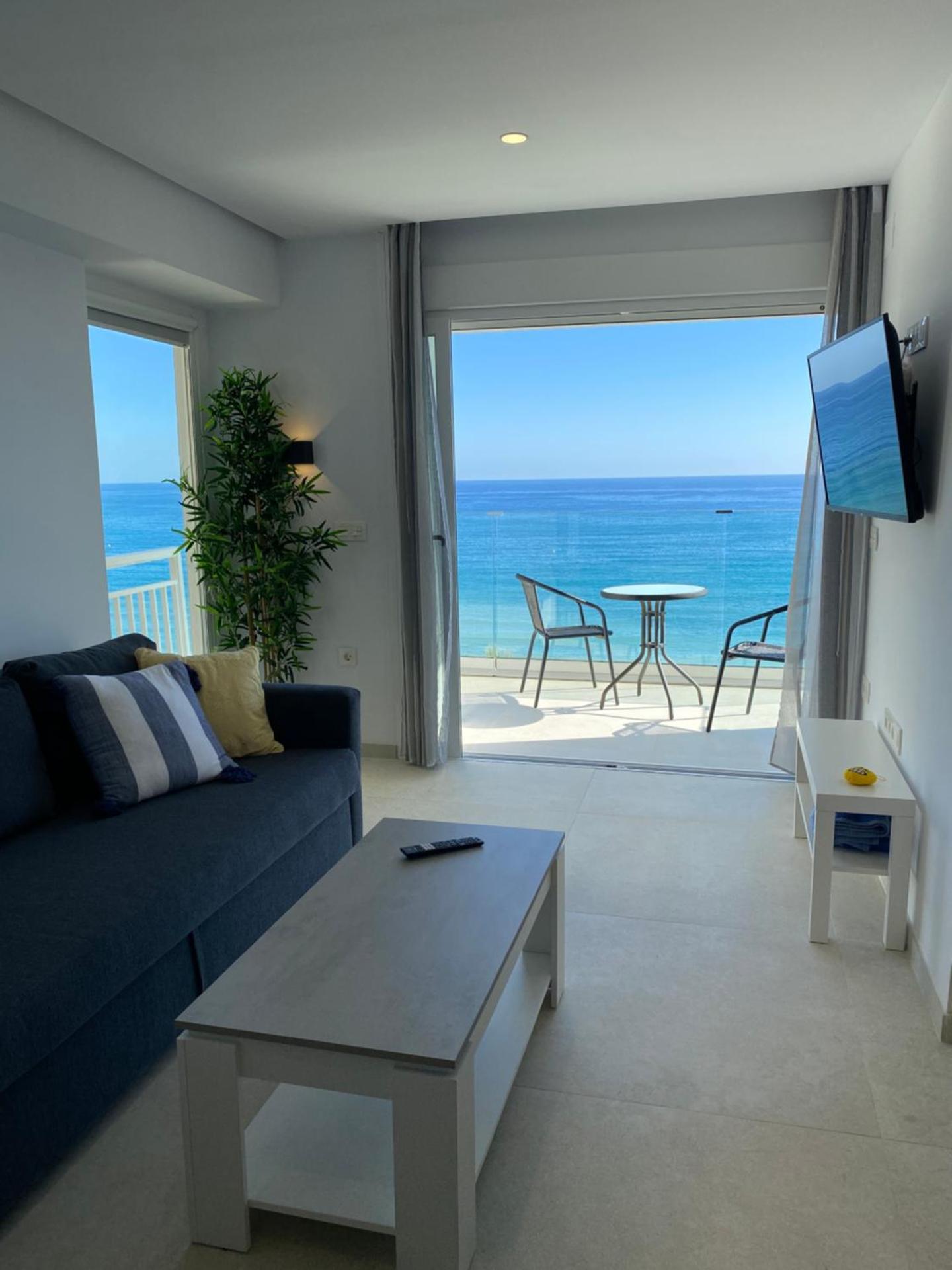 Playa Malagueta Vistas frontal al mar con 2 dormitorios