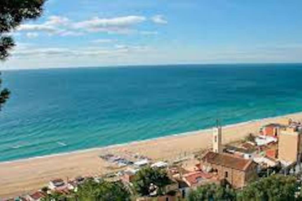 Casa grande y céntrica con piscina en zona peatonal