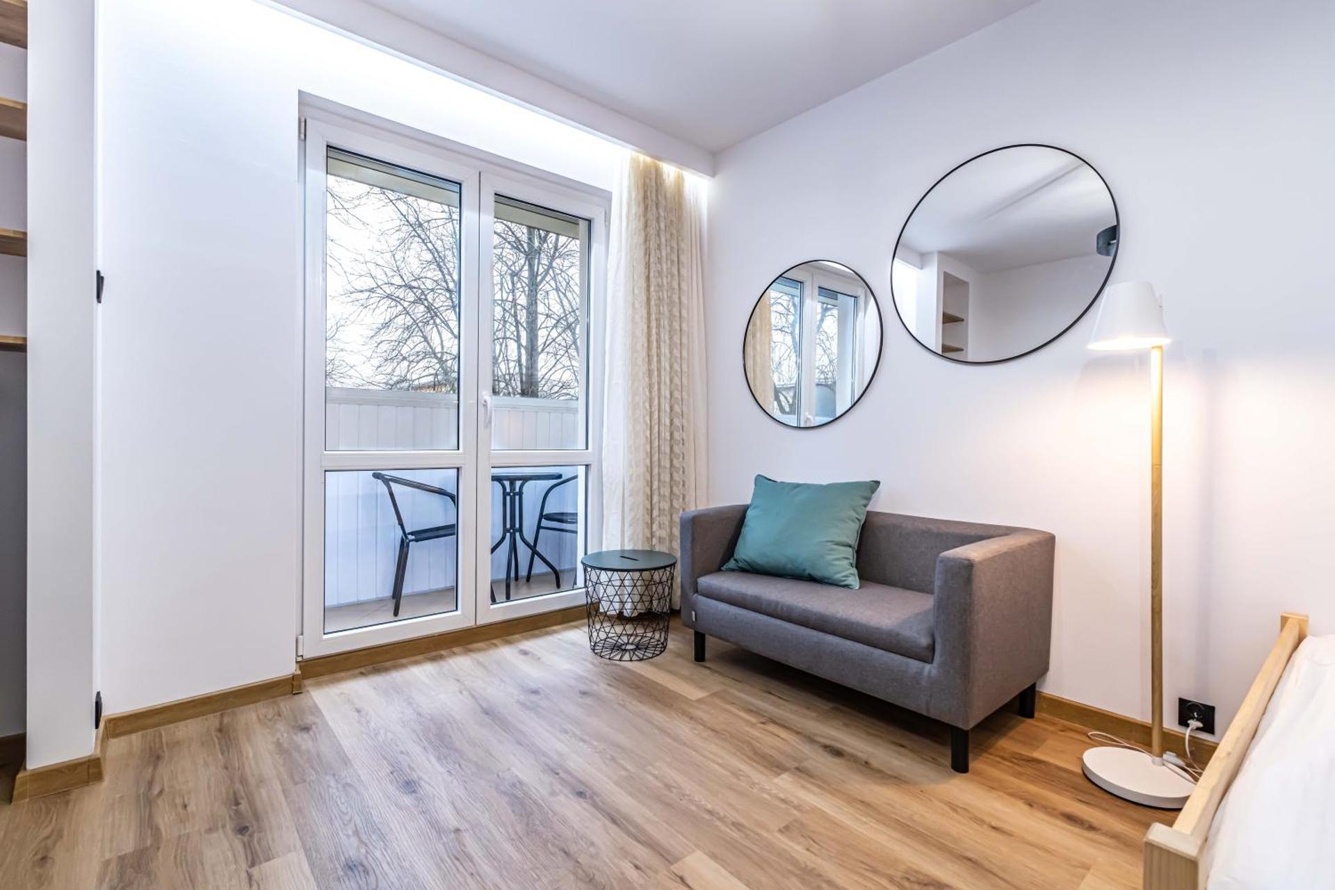 Modern Studio close to the Metro