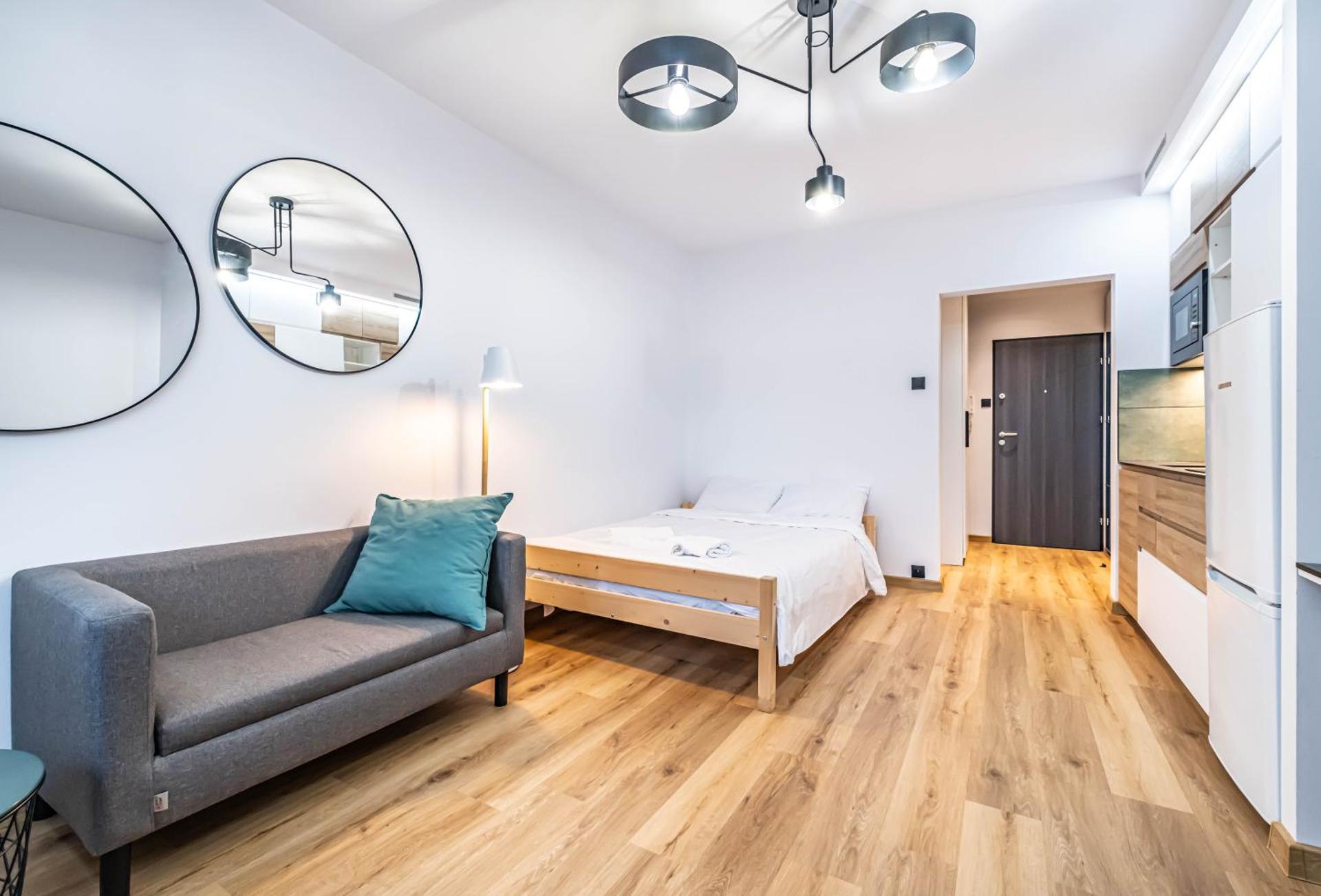 Modern Studio close to the Metro