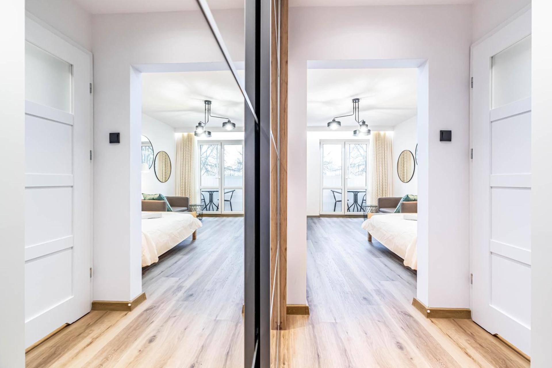 Modern Studio close to the Metro