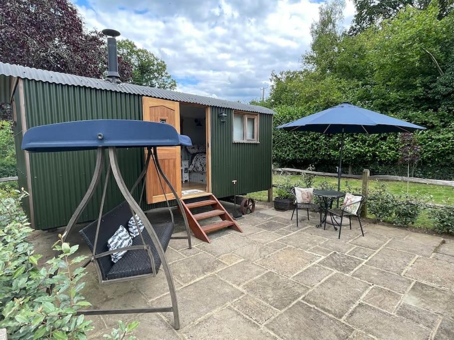 Forest View Shepherd Hut Stag hut
