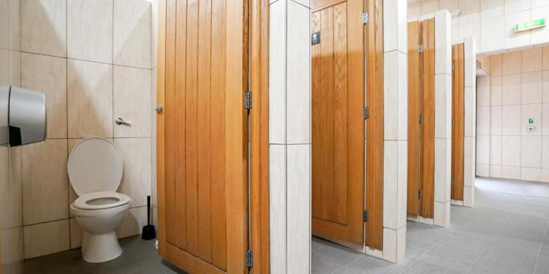 Dog Friendly Stagecoach Glamping Pod with Hot Tub