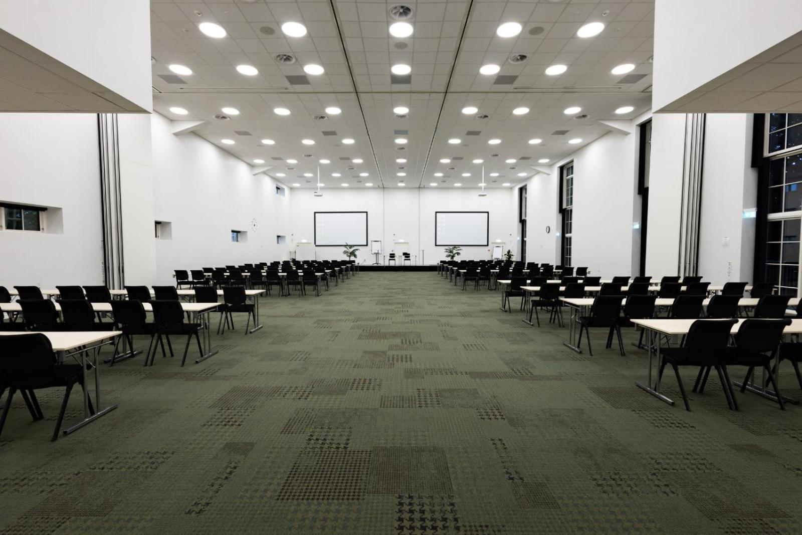 Meeting/conference room