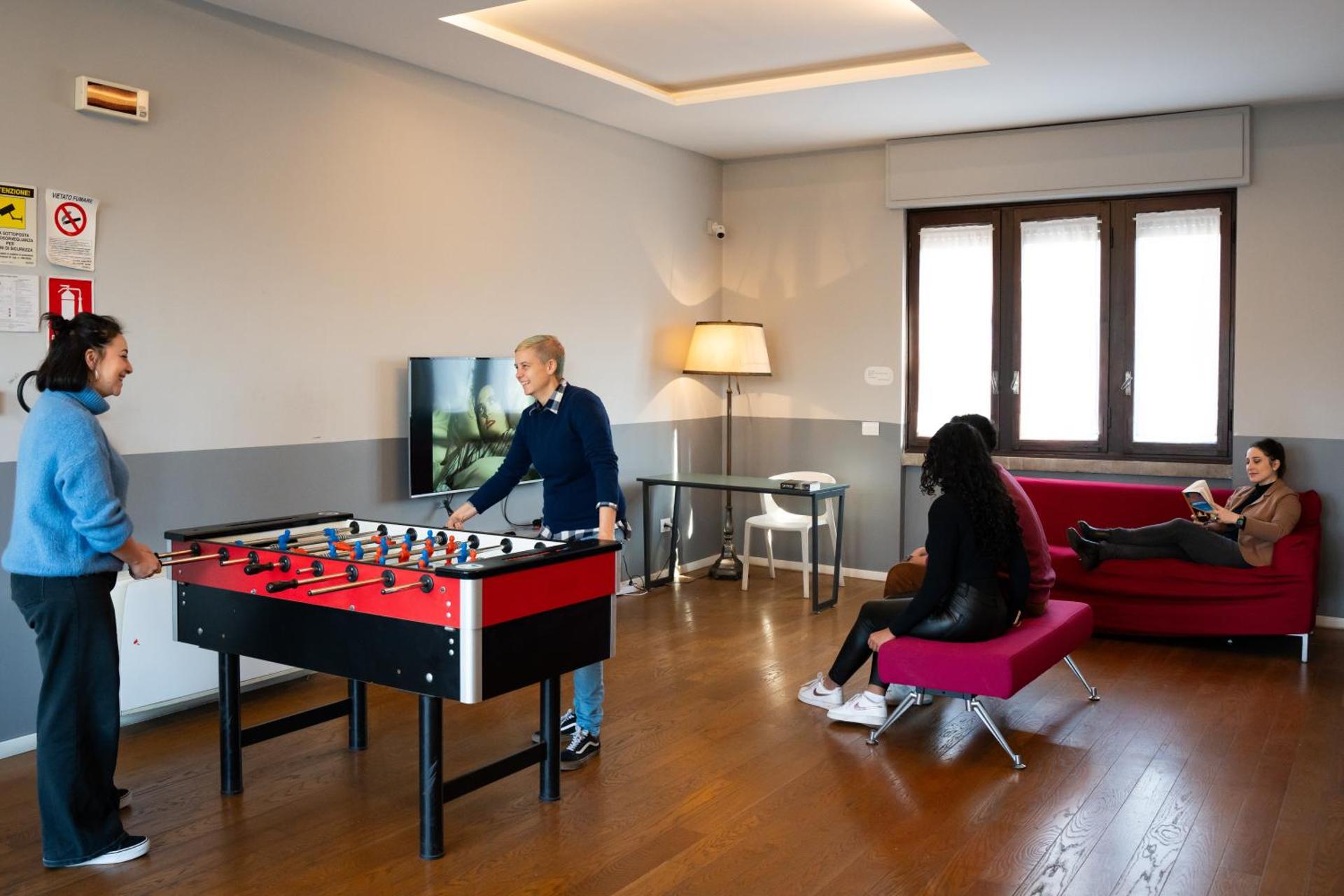 Communal lounge/ TV room